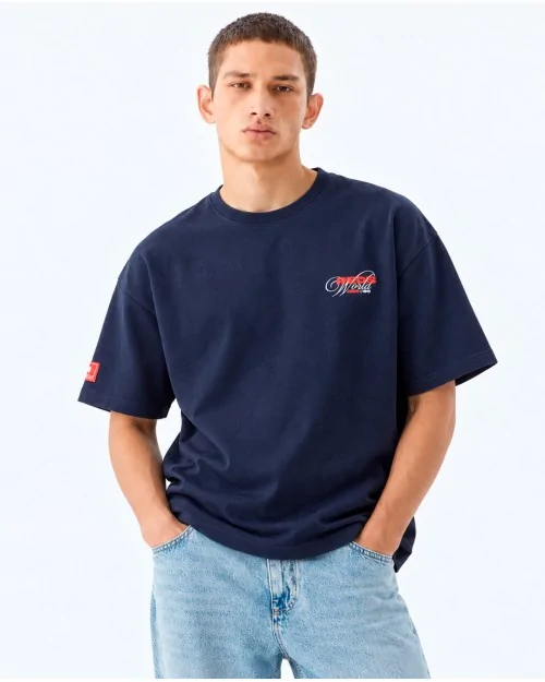 Camiseta Red World